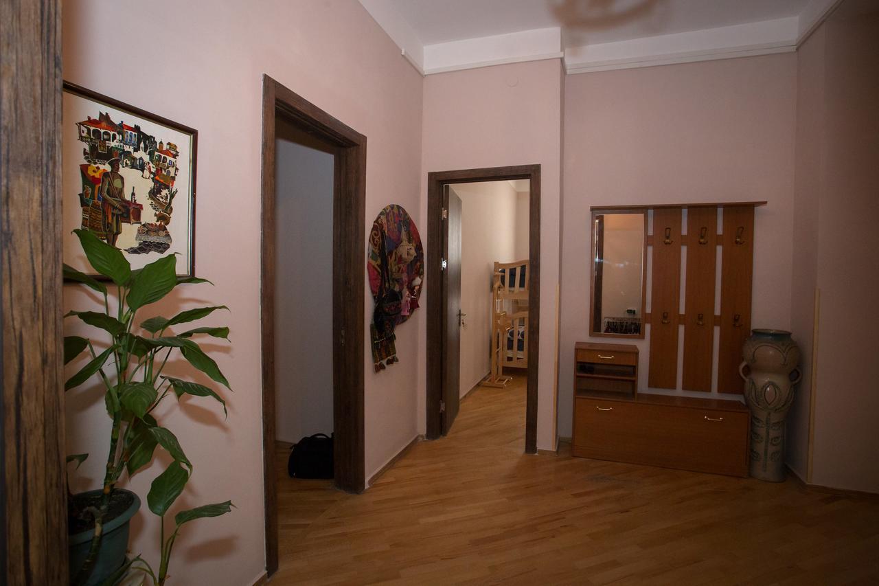 Guesthouse Hillside Tiflis Exterior foto